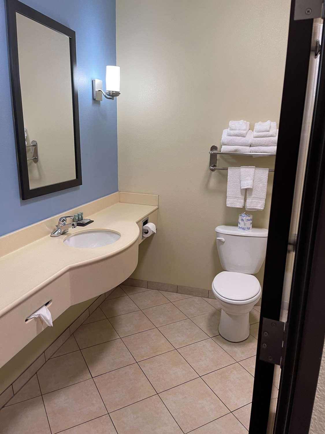 Best Western Coffeyville Central Business District Inn And Suites Eksteriør bilde