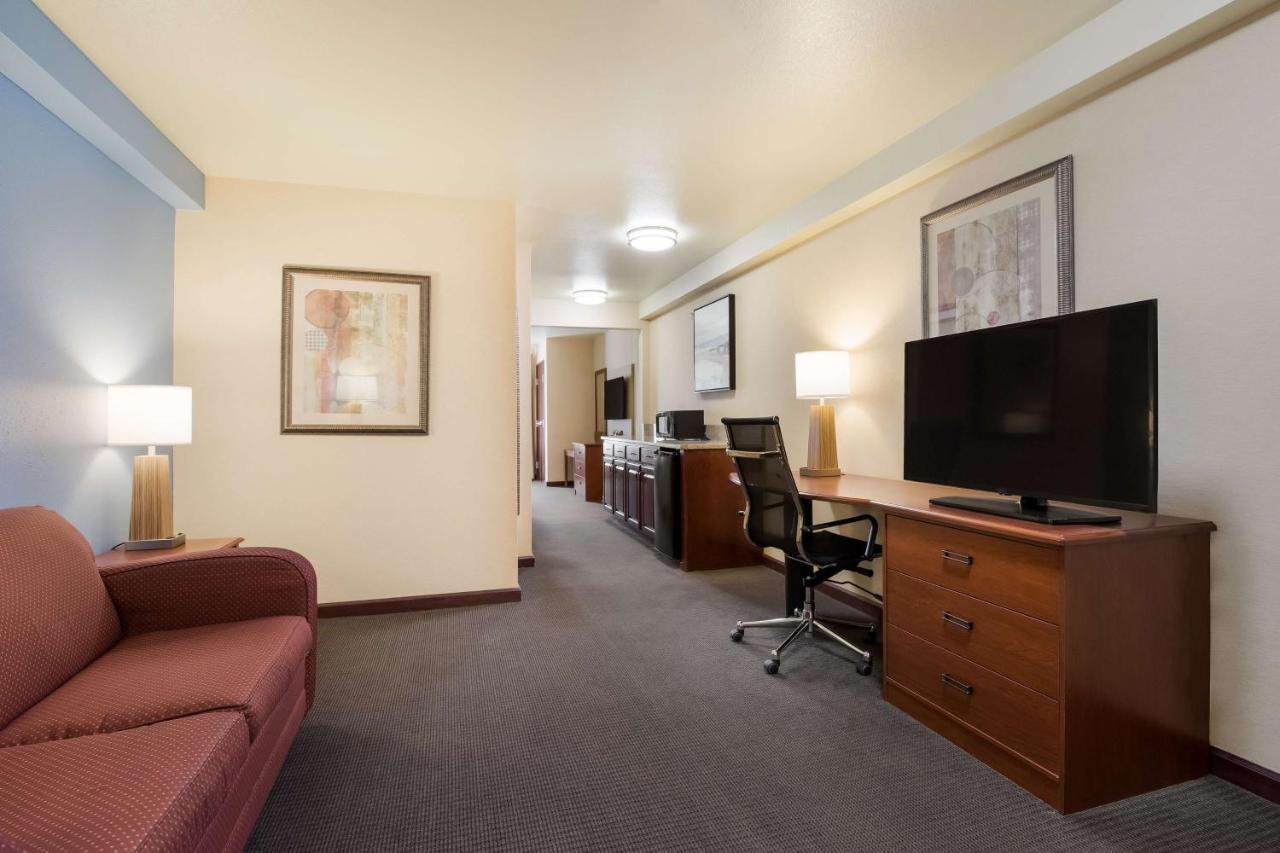 Best Western Coffeyville Central Business District Inn And Suites Eksteriør bilde