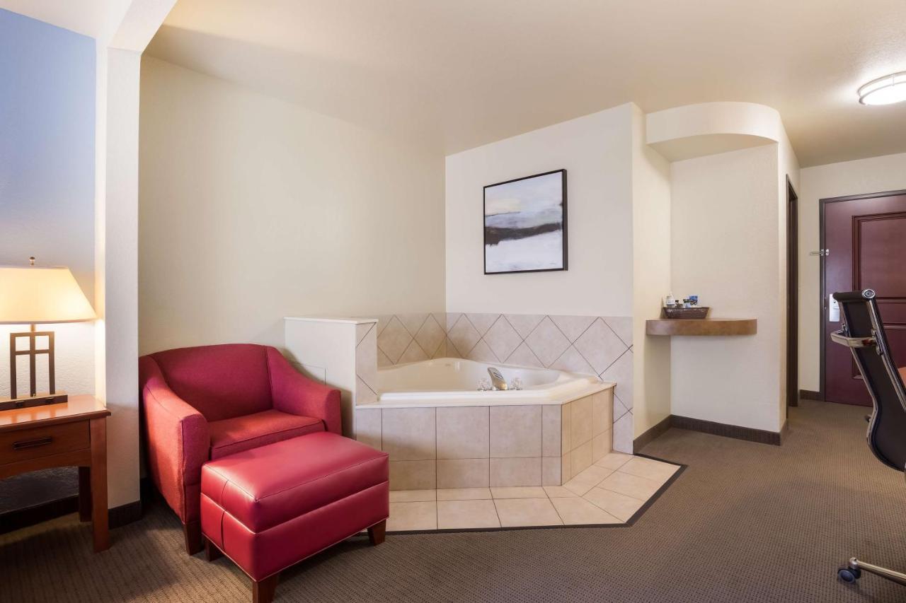 Best Western Coffeyville Central Business District Inn And Suites Eksteriør bilde