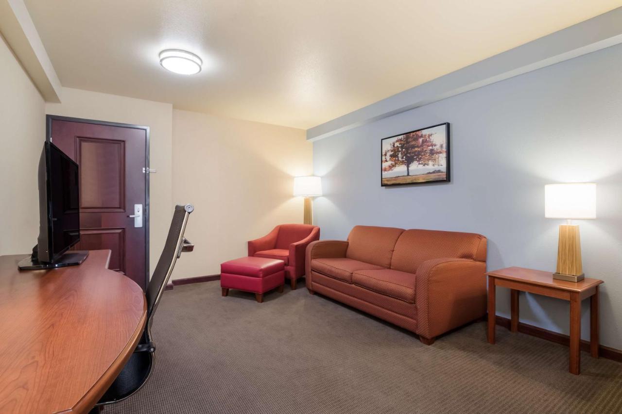 Best Western Coffeyville Central Business District Inn And Suites Eksteriør bilde